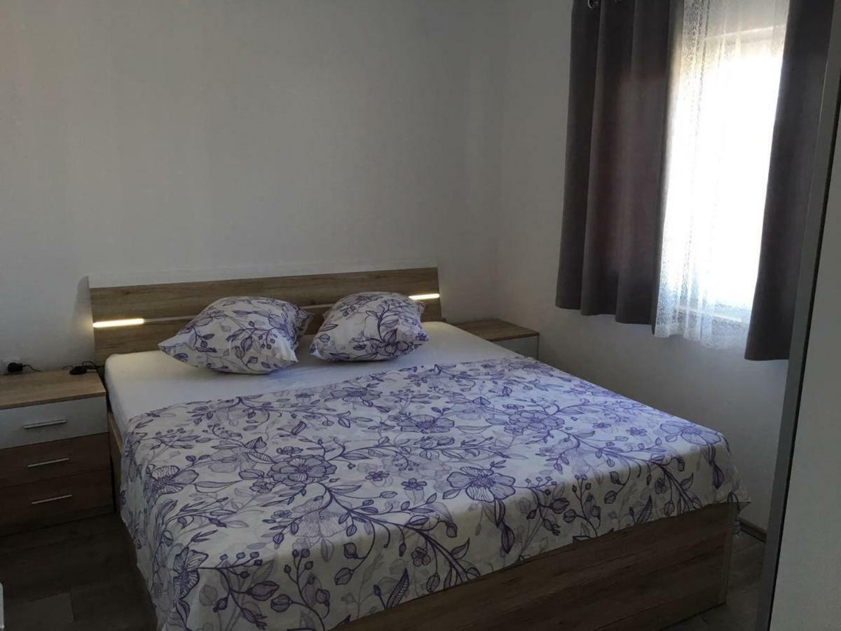 Apartman Ana Trogir Eksteriør billede